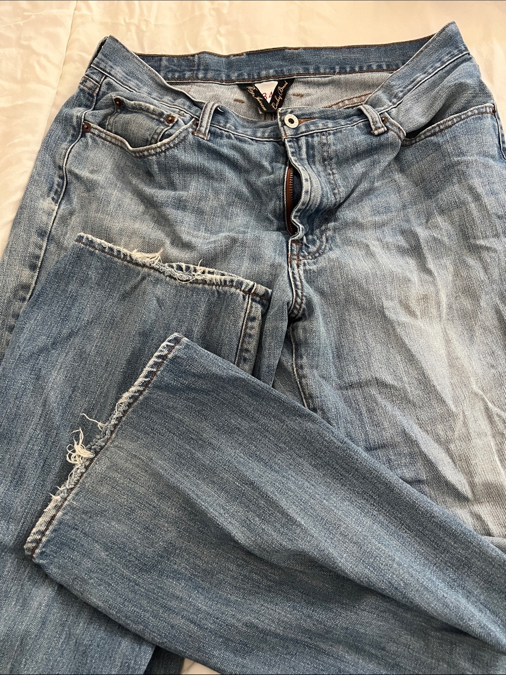 Lucky Light Blue Men’s Jeans - Classic Casual Denim